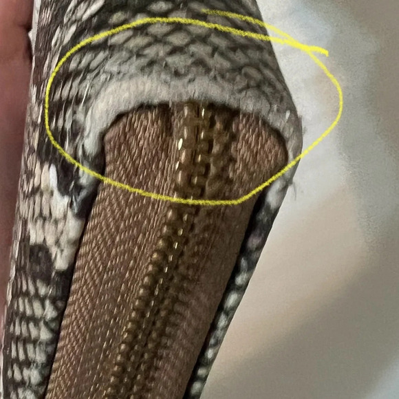 Ann Klein snakeskin wallet  brown/cream - Picture 7 of 16